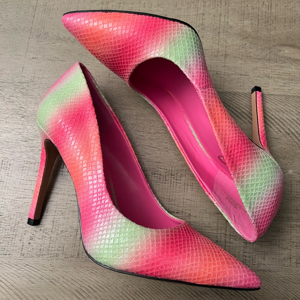 Mix No. 6 Danyah Ombré Neon Pump Size: 7M